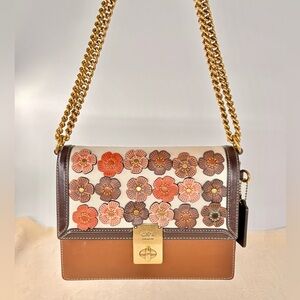COACH Hutton Shoulder Bag With Tea Roses 89191